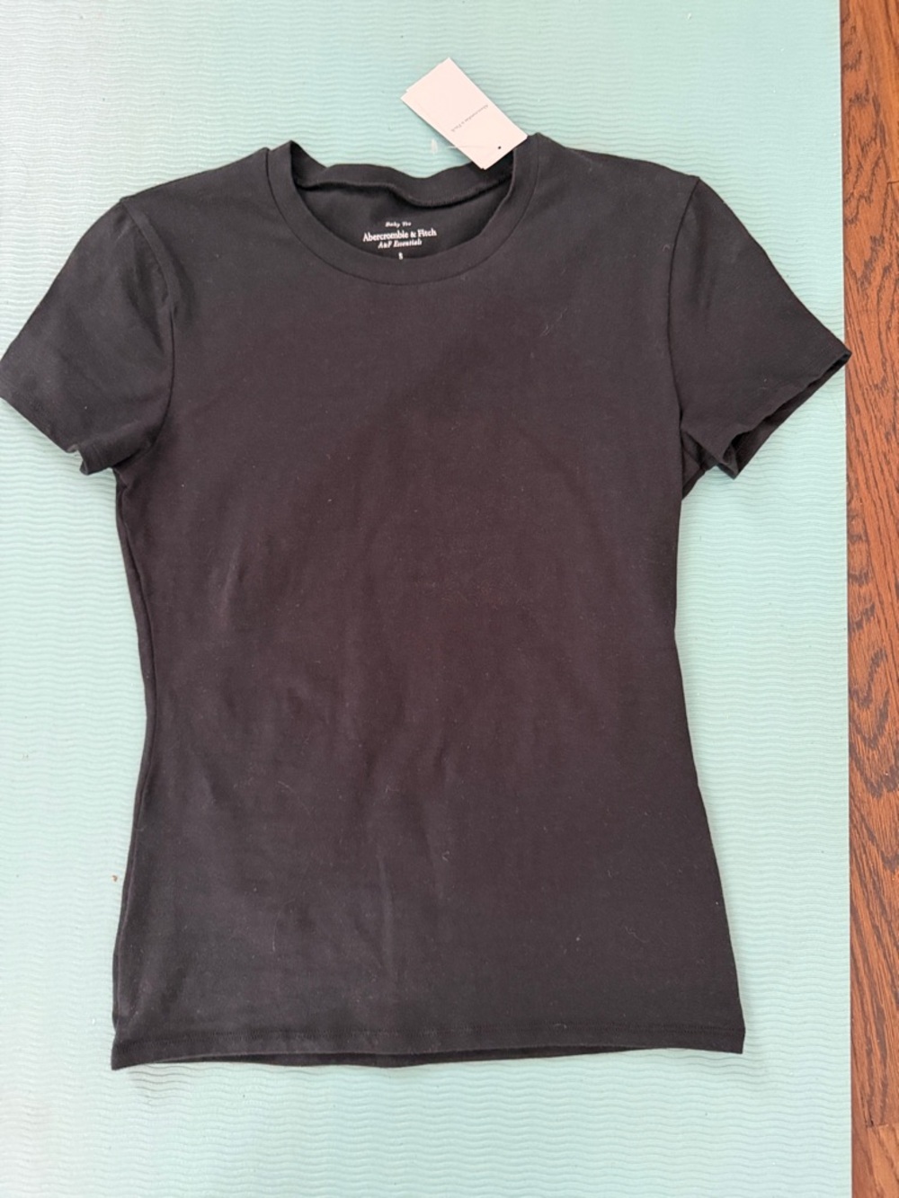 Abercrombie & Fitch Black Short Sleeve Crewneck Tee